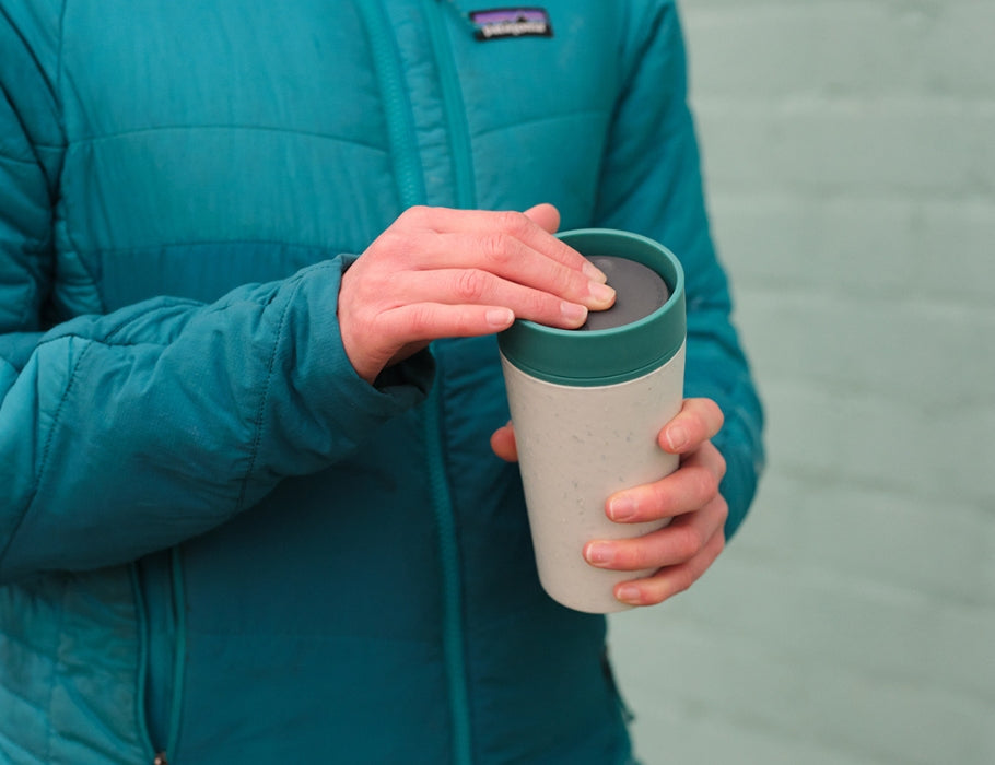 Circular&Co. - Koffiebeker - Circular Cup - Grijs/Groen - 340 ml