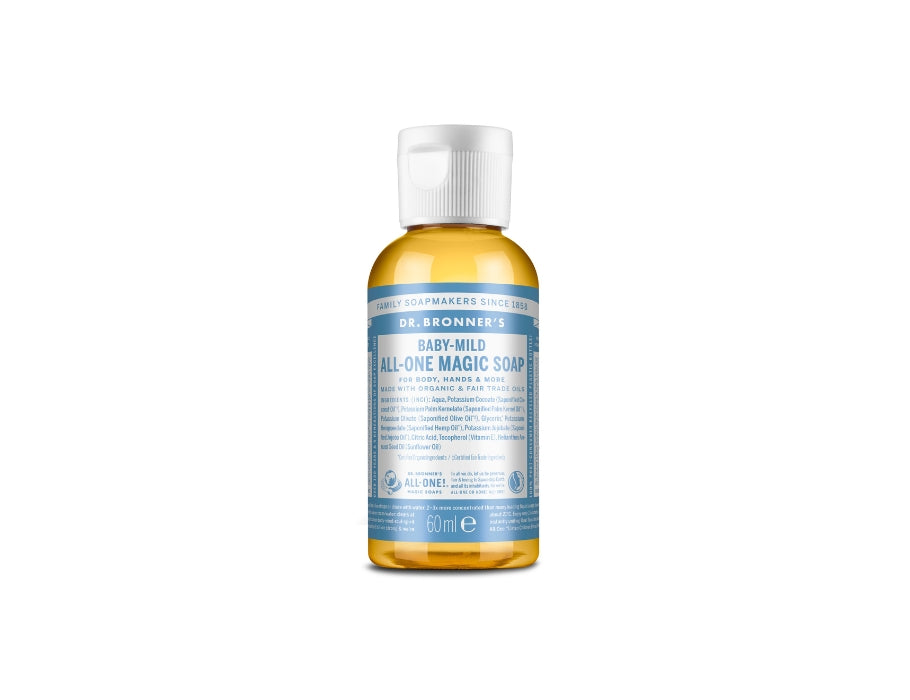 Kleine transparante fles Dr. Bronner’s Baby-Mild All-One Magic Soap met lichtblauwe label en witte dop; ongeparfumeerde biologische vloeibare zeep van 60 ml.