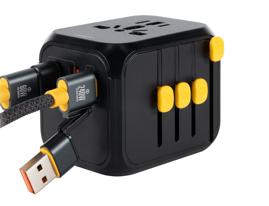 WakaWaka - Wereldstekker - 4 Uitgangen